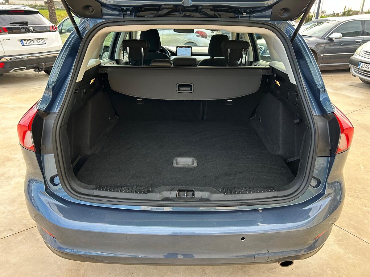 FORD FOCUS ESTATE 1.5 TDCI AUTO SPANISH LHD IN SPAIN 68000 MILES SUPERB 2019